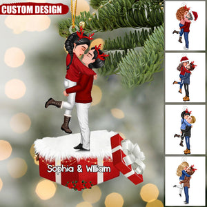 Couple Kiss in Christmas Gift Ornament - Gift For Couple