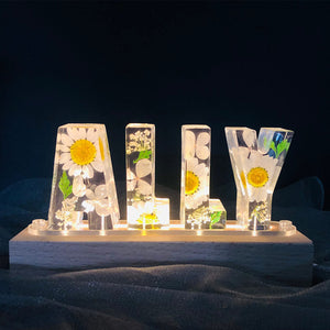 Dried Flowers Resin Letter Lamp - HANDMADE