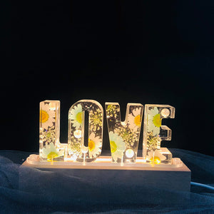 Dried Flowers Resin Letter Lamp - HANDMADE