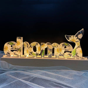 Dried Flowers Resin Letter Lamp - HANDMADE