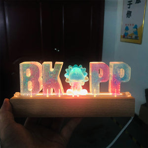 Dried Flowers Resin Letter Lamp - HANDMADE